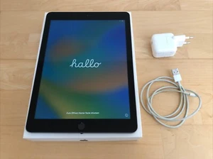 Apple iPad 5. Gen. 32GB, WLAN, 9,7 Zoll Spacegrau - Top Zustand! - Bild 1 von 12