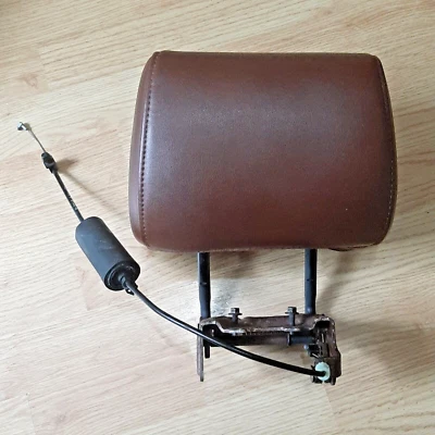 Headrest 2006 Jeep Commander Limited 2nd Row Seat Saddle Brown Leather - image 1 of 4