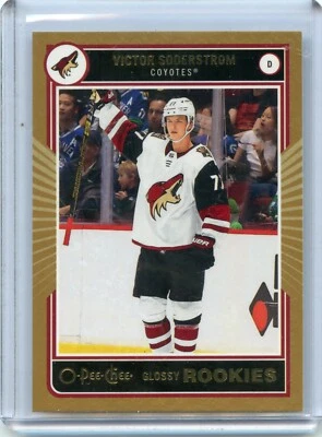 2020-21 Upper Deck OPC Glossy Rookies Gold #R-18 Victor Soderstrom - Image 1 of 2
