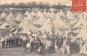 CPA 01 CAMP DE LA VALBONNE UN GROUPE DE TENTES - Picture 1 of 1