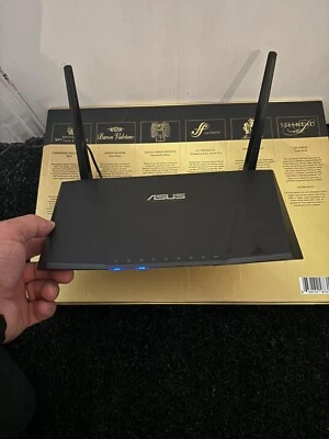 ASUS RT-AC87U 1734 Mbps Gigabit Wireless AC Router - Image 1 of 4
