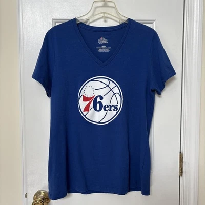 Philadelphia 76ers Womens Majestic V-Neck Short Sleeve T-Shirt Size medium  - Image 1 of 4