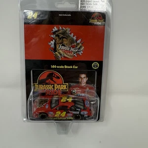 Jeff Gordon #24 DuPont Jurassic Park The Ride 1997 Chev MC Action Nascar Diecast - Picture 1 of 4