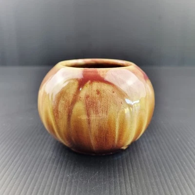 Vintage Australian Pottery Remued Globe Shaped Vase 53/3 1930's - image 1 of 4