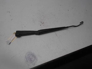 1998 chevrolet S10 RIGHT RH PASSENGER SIDE WIPER ARM - Picture 1 of 8