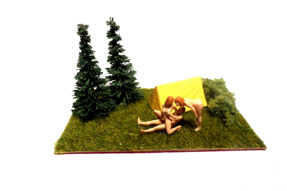 1:87 Sexy Diorama Love While Wild Camping..... - Image 1 of 1
