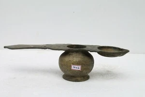 Antique Old Hand Crafted Hindu Religious Ritual Oil Lamp Rich Patina NH1602 - Picture 1 of 12