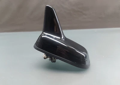 Orig VW SKODA SEAT Golf Antenne Haifischantenne Schwarz Hochglanz 5Q0035507AG - Bild 1 von 4