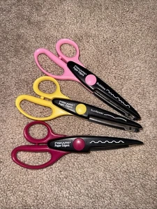 Friskars Paper Edgers Scissors - Sunflower, Bubbles, and Mounds - Picture 1 of 1