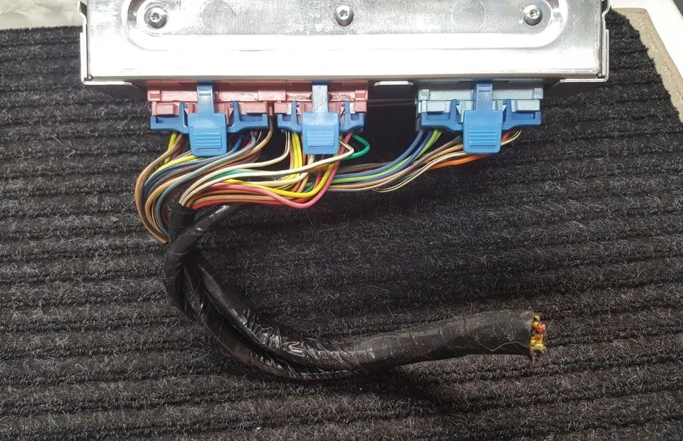 1994-95 CHEVROLET G20 G30 6.5 TURBO DIESEL 4L80E ECM WIRING PIGTAILS - Image 1 of 3