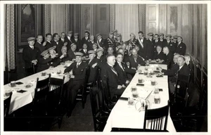 Studentika Foto Ak Stiftungsfest, Studenten,1932 - 4777583 - Picture 1 of 2