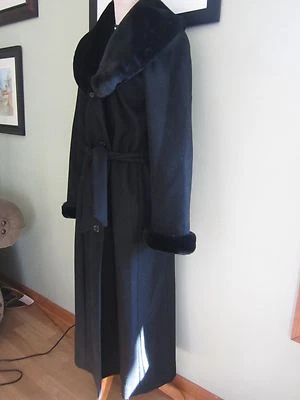  Abrigo de invierno Charles Klein de lana pura negro con ribete de piel sintética talla 10 Foto 1 de 4