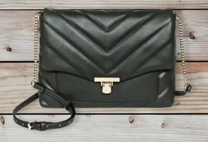 Borsa a tracolla verde trapuntata boxy un nuovo giorno slip esterno tasca interna zip - Foto 1 di 5
