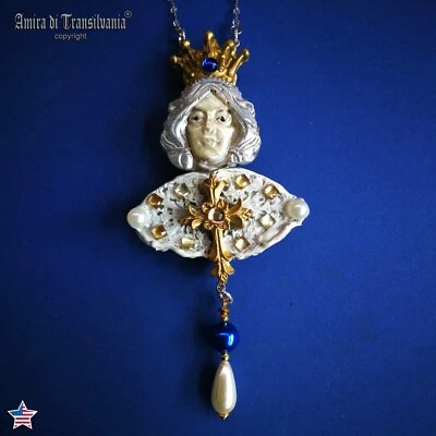 Doll Head Jewelry Necklace Pendant British King Fairy Tale Luxury Jewellery Bib - Image 1 of 4