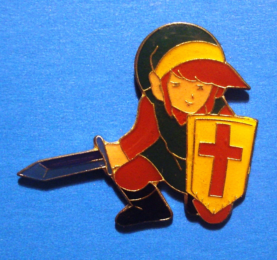 LEGEND OF ZELDA - LINK - VINTAGE © 1988 NINTENDO VIDEO GAME LAPEL PIN - HAT PIN - Image 1 of 1
