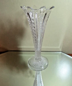 Antique Early American Pattern Glass Clear Panel Lattice Vase - Picture 1 of 15