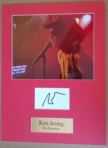 KEN JEONG Signed 16x12 Photo Display THE HANGOVER COA Cover