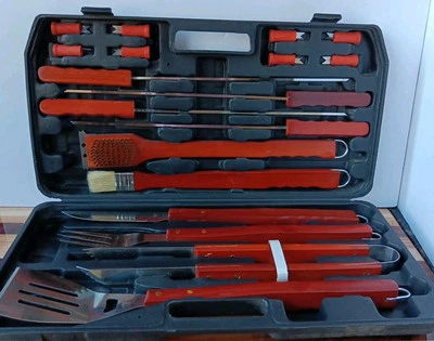 18 Pc Chef Master Barbecue Set Black Plastic Carrying  Case Red Wood Handles - Image 1 of 4