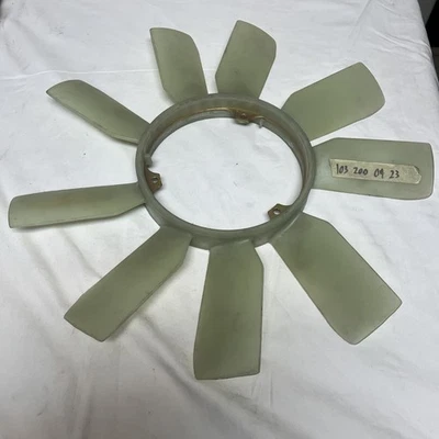 Lâmina de ventilador Mercedes Benz E320 C36 C280 300TE 300SEL 300SE 1032000423 - Imagem 1 de 2