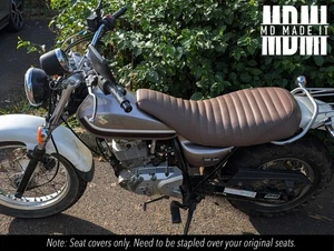PASST ZU SUZUKI RV 125 VANVAN 03-18 MASSGEFERTIGTER GRIFF VINYL SITZBEZUG DUNKELBRAUN GESTEPPT - Bild 1 von 5