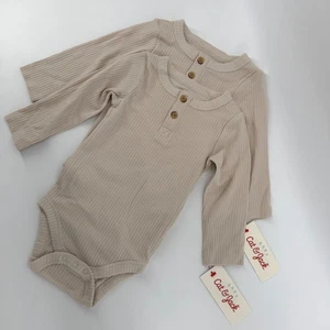 Pack de 2 body Henley acanalado manga larga unisex Cat & Jack 6-9 meses NUEVO - Imagen 1 de 4