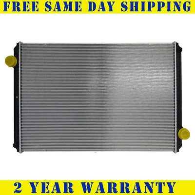 New Radiator For 1994-1999 International Harvester 9300 9200 SBA NAV03 - Image 1 of 4