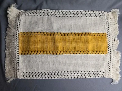 Set Of 4 Farmhouse Placemats Lace White And Gold - Image 1 of 3