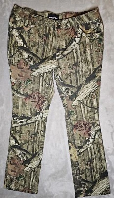 Mossy Oak Camouflage Pants Size 14 Dark green and brown - Image 1 of 4