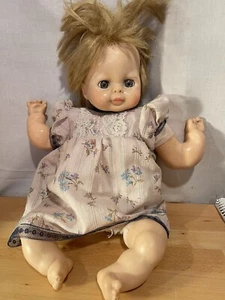 Vintage Vogue Puppe 1964 18 Zoll blonde Haare gebraucht sehr sammelwürdig - Bild 1 von 6