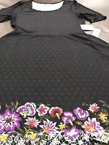 Vestido Lularoe Nicole 🙂 Difícil de encontrar negro sombreado Pansy Floral Dip Bolsillo 3X 24/26 Unicornio - Imagen 1 de 12