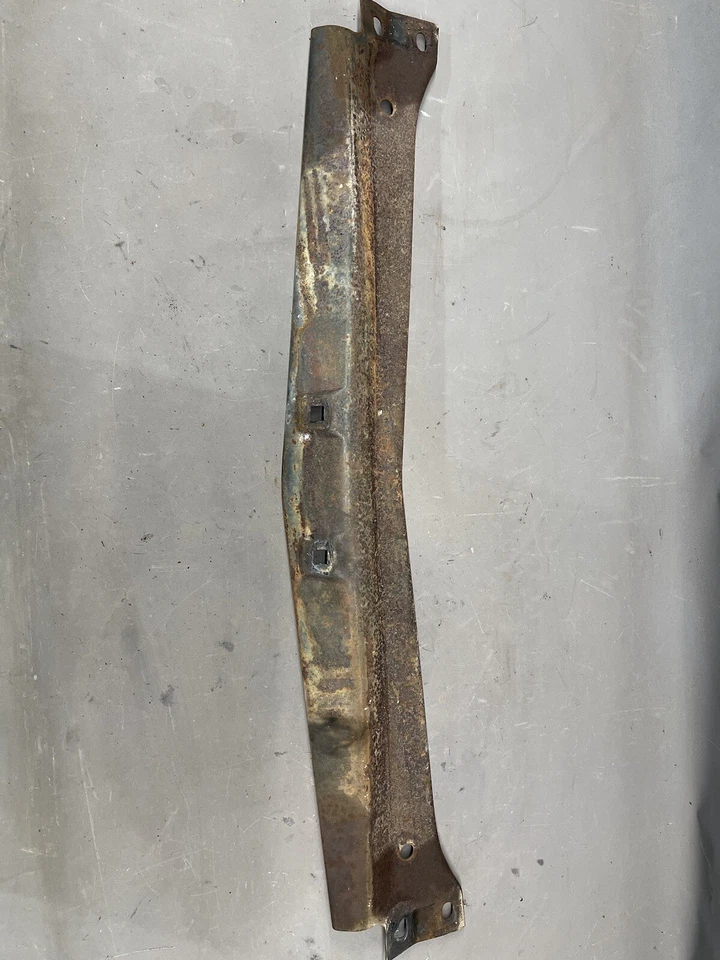 Ford Galaxie LTD 1970 parachoques delantero soporte de impacto central OEM Country Squire Wagon Foto 1 de 4