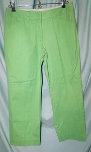 NWT Express Editor Solid Green Capri Low Rise Dress Pants Women's Size 0 $39.50 - Picture 1 of 5