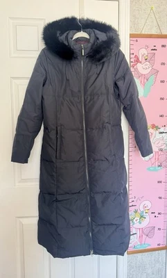 Abrigo largo acolchado de invierno Dana Buchman para parques negro de nailon con ribete de piel de pluma M Foto 1 de 4