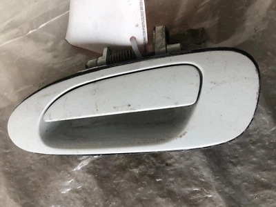 1994 Honda ACCORD LX maçaneta da porta traseira externa motorista lado esquerdo OEM vagão branco - Imagem 1 de 4
