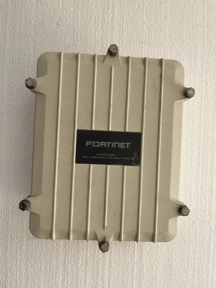Fortinet Forti AP-222B FAP-222B  USED UNIVERSITY SURPLUS WE SHIP INTERNATIONAL - Image 1 of 4