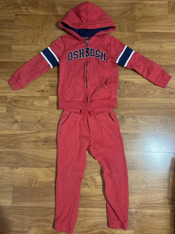 ¡Juego Oshkosh B’Gosh para niños! Talla 6 Foto 1 de 1