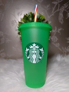 Neu Starbucks Reusable Cold Cup / Grün / Venti 24 oz / Holiday 2023 / Selten - Bild 1 von 7