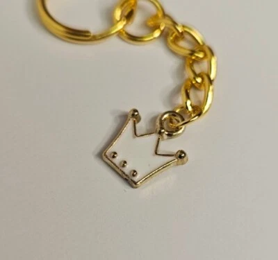Llavero Corona Dije / Llavero Colgante Pequeño - Metal Color Dorado Foto 1 de 3