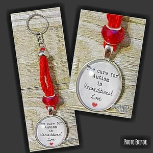 "The Cure for Autismus..." Anhänger gehäkelt Schlüsselanhänger Schlüsselring Handarbeit in USA  - Bild 1 von 1
