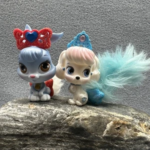 Lote de 2 mascotas Disney Palace - Blancanieves conejito baya y cenicienta cachorro calabaza - Imagen 1 de 16