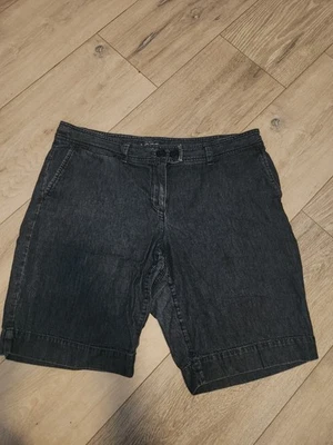 Ann Taylor Loft 女式短裤 10 码原装平底牛仔百慕大  — 第 1/4 张图片