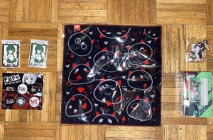 GamerSupps Lot Konvolut Pins Buttons Handtuch Schlüsselanhänger Griffbrett  - Bild 1 von 7