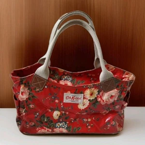 Ladies bag cath kidson red floral zipped Oil Cloth Material - Picture 1 of 12