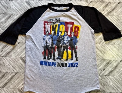 NKOTB T 恤女式 XL Raglan 白色黑色音乐乐队流行摇滚音乐会 — 第 1/4 张图片
