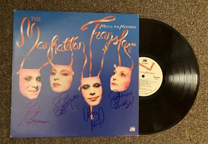 THE MANHATTAN TRANSFER 4X MULTI SIGNED AUTOGRAPHED VINYL RECORD ALBUM W/COA - Picture 1 of 3