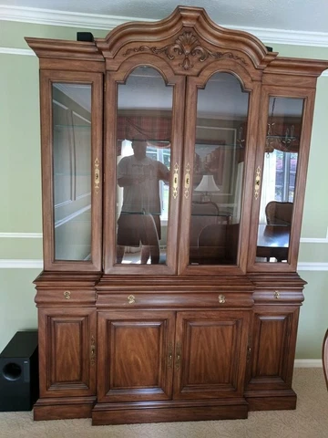 Henkel Harris Hutch China Cabinet Dining Room Set Mahogany Cover