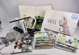 Nintendo Wii Console With Wii Sports Game Bundle Lot System 2 Controllers + Box - Picture 1 of 12
