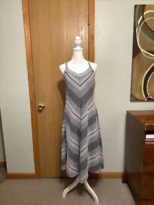 Vestido sin mangas Gap pequeño azul y blanco con rayas media pantorrilla línea A - Usado en excelente estado - Imagen 1 de 4