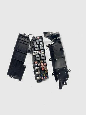 2011-2012 Ford Escape Engine Fuse Relay Junction Box WO Auto Park Broken Tab OEM - Изображение 1 из 4