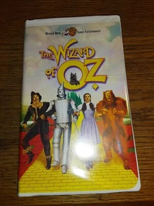 The Wizard of Oz (VHS, 1999, Clam Shell Packaging) - Picture 1 of 2